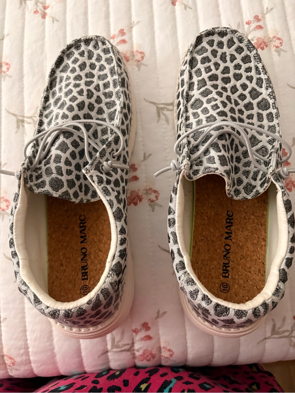 Bruno Marc Women's Gray Leopard-Print Casual Sneakers